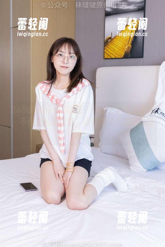 BoBoSocks袜啵啵 - 小甜豆的黑色船袜，不仅是私拍资源，还是我今天的讨论话题！
