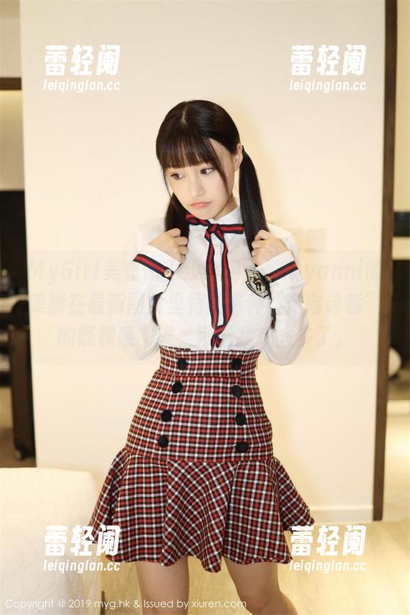 MyGirl美媛馆 - 没想到王馨瑶yanni的美脚在最新图片里竟然有种“走向诗意”的既视感，诶，可能我想太多了。