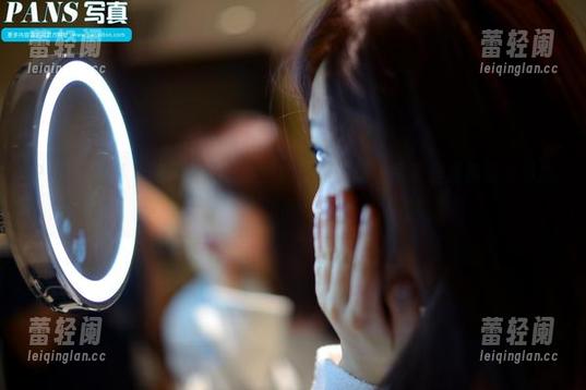 PANS写真 - 明星姿态？妮妮的新模试镜，写真里竟藏着点小挑逗