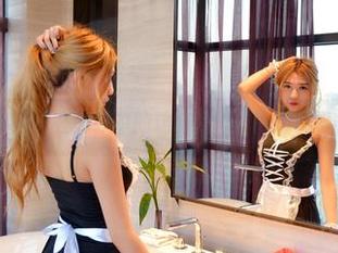 PANS摄影 – 兔子在婚纱中的迷离视角：高清写真集一探究竟！