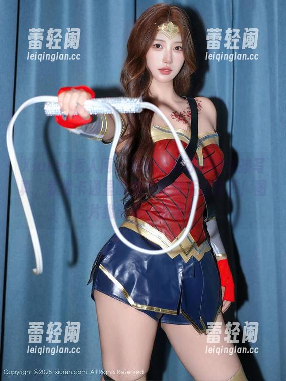 Xiuren秀人网-Nic妮可可 Xiuren秀人网 - 看Nic妮可可的女孩写真,就像卡通里的角色突然活过来了!图片我能看一百遍!