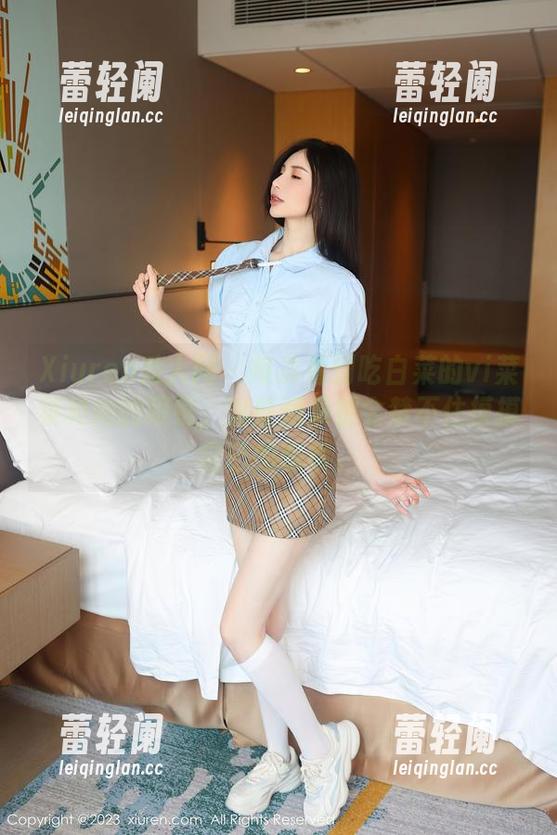 Xiuren秀人网 - 每次看到吃白菜的vi菜菜和她的眼镜，这些图集都会禁不住摸摸自己的眼镜。