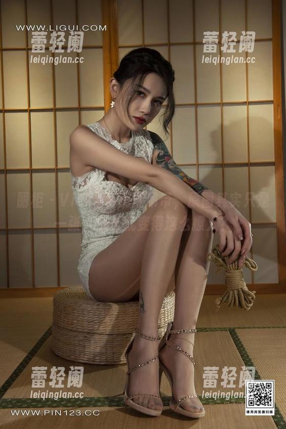 丽柜-vicky 丽柜 - Vicky私房版吊带,原图其实只是一张,怎么就变得这么撩人?