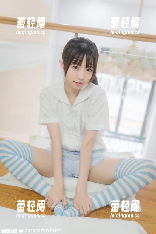 喵糖映画的居家少女怎么那么自信？这图包里的细节我已默默收藏啦！