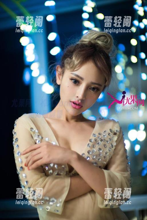 尤果网-禅叽zankii 尤果网 - 禅叽zankii的职业装写真:看她如何颠覆“工作服”的定义