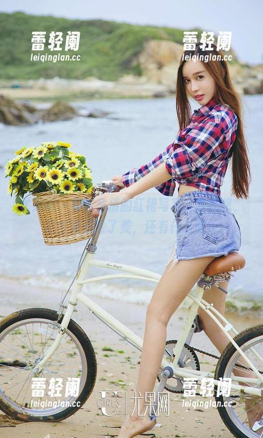 尤果网 - 看着童倩的红裙写真，我在想，这红裙子除了美，还有什么呢？