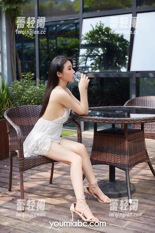 尤蜜荟 - 这个假期，陈宇曦的校园图包更新了，忍不住想跟回去上学！
