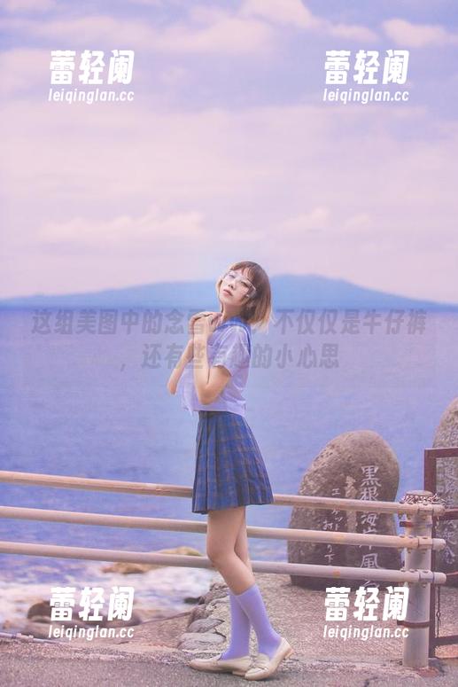 这组美图中的念雪ww：不仅仅是牛仔裤，还有些有趣的小心思