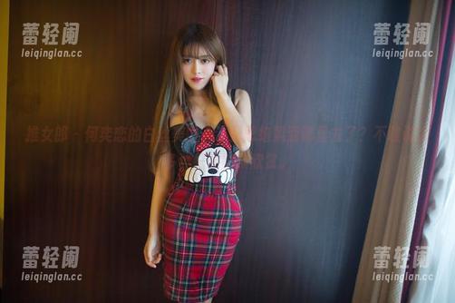 推女郎 - 何奕恋的白丝美图，让我思绪飘到哪里去了？不敢说太多，只能默默欣赏。