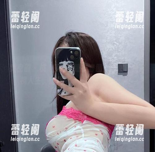 桃沢樱呀 微密圈 - 桃沢樱呀的睡衣套图,居然让我审视人生,随便分享一下也是好的嘛!