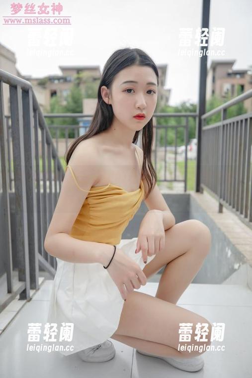 梦丝女神 - 王娇娇的私拍，在校园里竟然有点不一样？