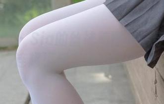 森萝财团 – Sia的丝袜美图集：穿了这些，连超模都想和我抢风头！