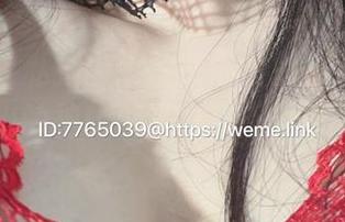微密圈 – 私拍中的楚楚不吃鱼，那个蕾丝眼罩透出的神秘真是……什么也不想说了。
