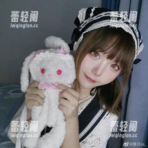 洛可ss内衣大揭晓！颜色真多，让我好想穿哦，分享个美图给你！