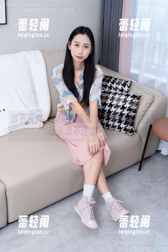 甜予摄影 - 脚尖加固吗？雪梨的肉丝图片让人忍不住想一想...