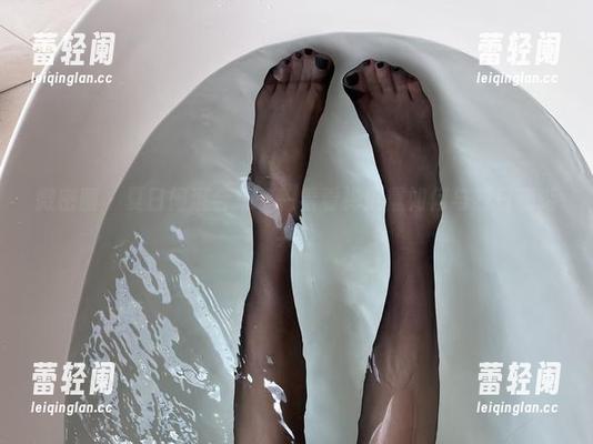 禅院熏 微密圈 - 夏日闲逛合集——看看禅院熏如何与烈日和谐共处