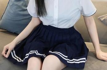 秀人网 – 是小逗逗的泳衣写真—这套组合让人想冲去度假，照片感十足！