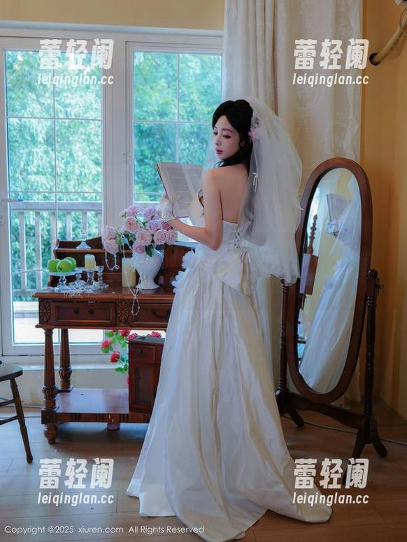 秀人网 - 私拍图集——王伊纯的双马尾，你会相信她真的为了这个发型吗