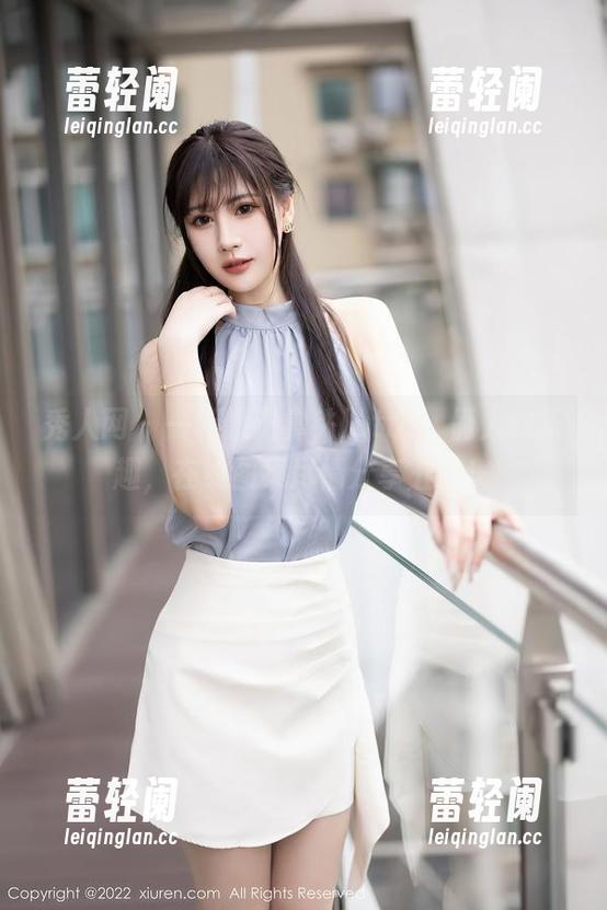 秀人网 - 一杯趁热拿铁latte，俩人的乐趣，在线图集尽情分享丑态！