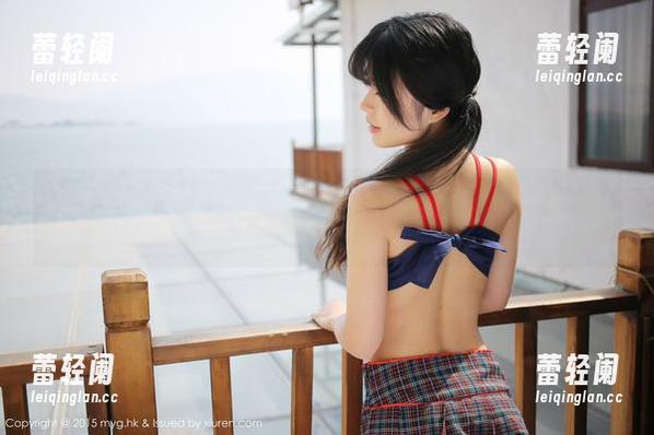 美媛馆-黄乐然 美媛馆 - 作品其实也没什么特别,黄乐然把全套礼服穿得也像在假装自己是皇后。