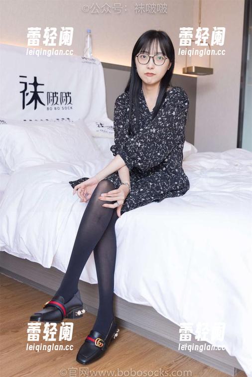 袜啵啵 - 想下载果冻的贝壳头板鞋原图？准备好迎接你的各种色色小想法吧！