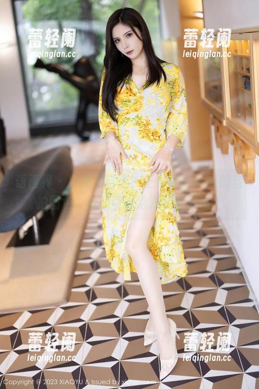 语画界-王馨瑶yanni 语画界 - 自恋不自恋?王馨瑶yanni的自拍图包,真的可以给对手教教课!