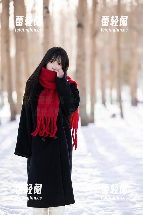 语画界-玥儿玥er 语画界 - 最新玥儿玥er校服照,哎哟,这是什么呀,有点意思呢!