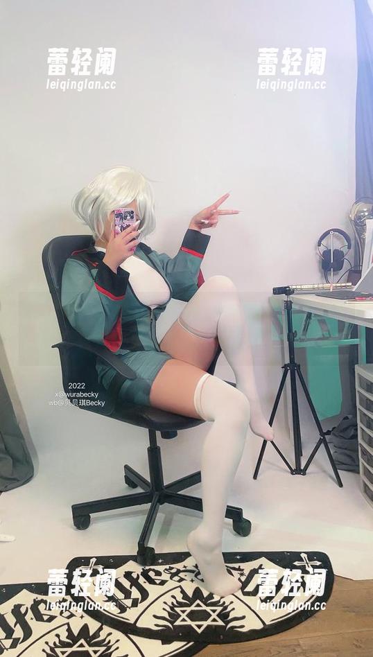 除了纯白，还有什么能搅动我这颗单细胞的心？贝贝琪Becky的合集果然不简单。