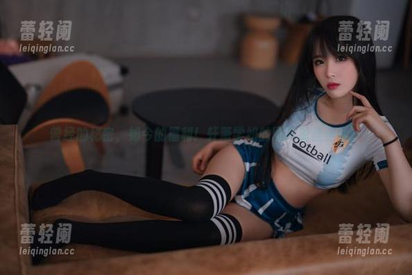 曾经的秘密，如今的福利！轩萧学姐的图片最佳坐标！