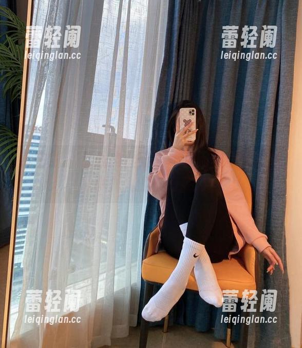 软妹小九九 微密圈 - 下载肉丝蓝高跟,网盘里藏着软妹小九九的流行秘笈!