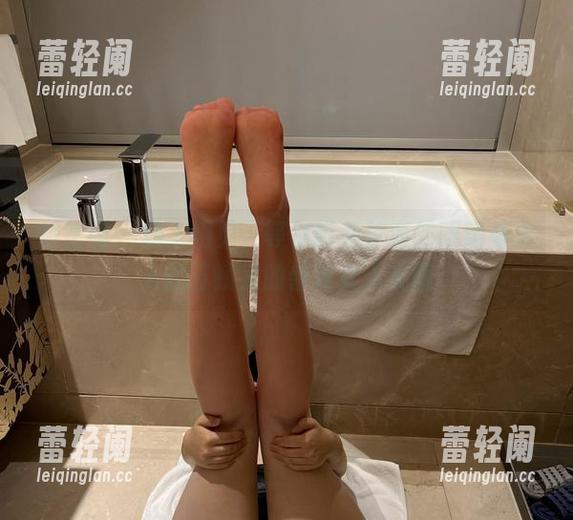 迷人的五姨太 微密圈 - 线上相见,等你带着梦游的眼睛看迷人的五姨太的兽笼女人美图