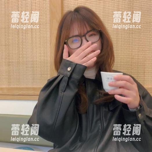 原图就在这儿，闪月半的黑白里藏着多少自传？
