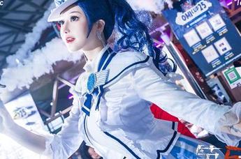露儿大魔王的吊带图包：这个夏天你还缺什么？