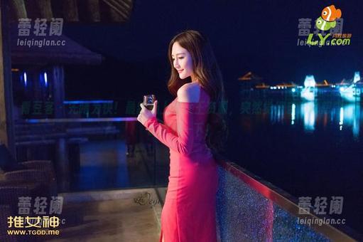 青豆客 – 先睹为快！最新杨上萱女王资源，突然觉得自己也想尝试穿越一下！