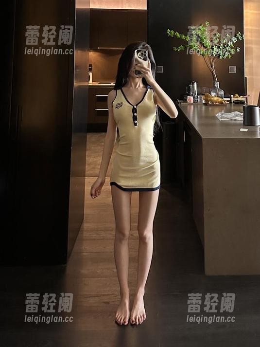 黎允熙 微密圈 - 黎允熙私拍:看她的美腿和玉足,我完全忘了自己刚才为什么进来的!资源太迷人!